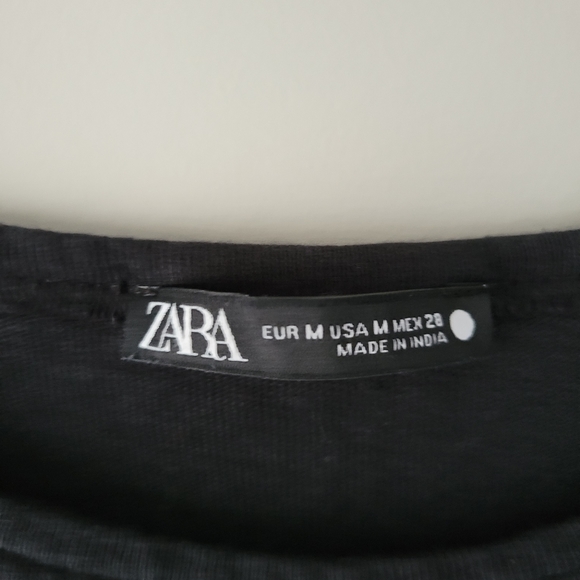 ZARA | Oversized T-Shirt - Picture 2 of 2